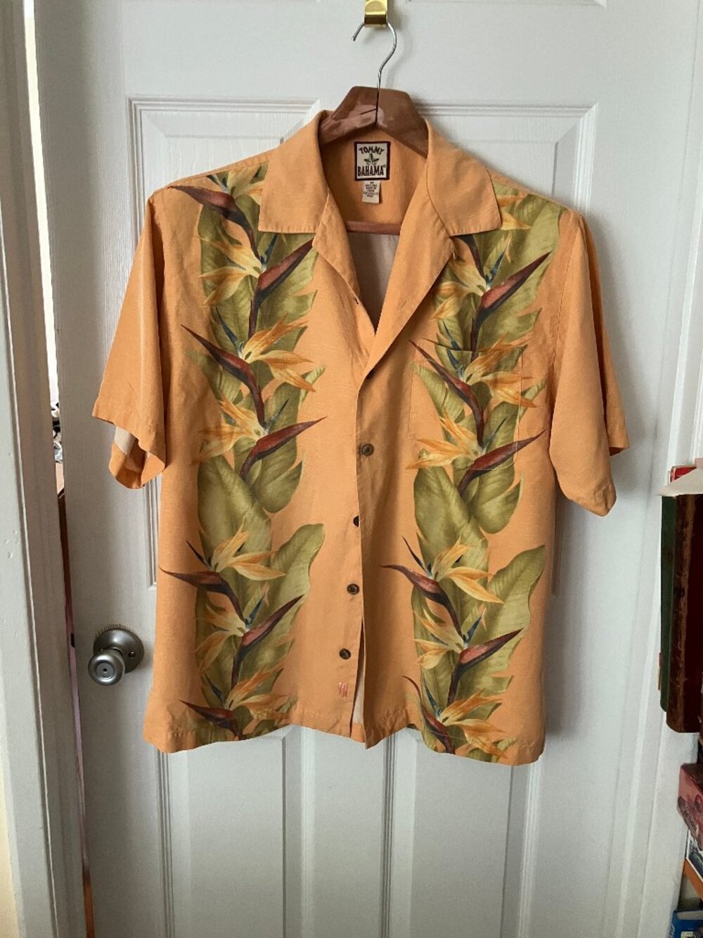 TOMMY BAHAMA Silk Hawaiian camp shirt tropical floral panel print Yellow/Green M